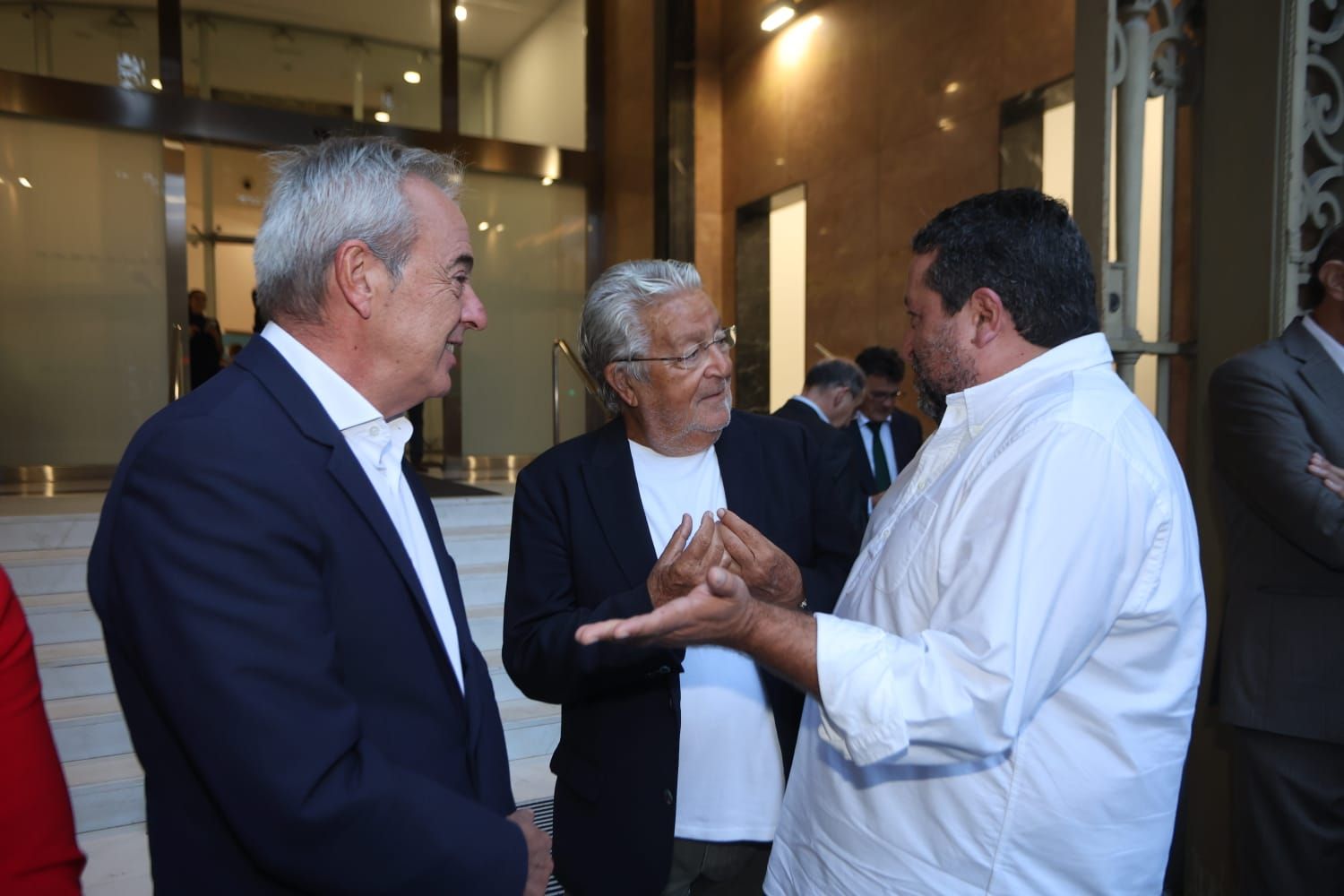 Llegada de los asistentes a la segunda edición del Foro de Energía en la Comunitat Valenciana