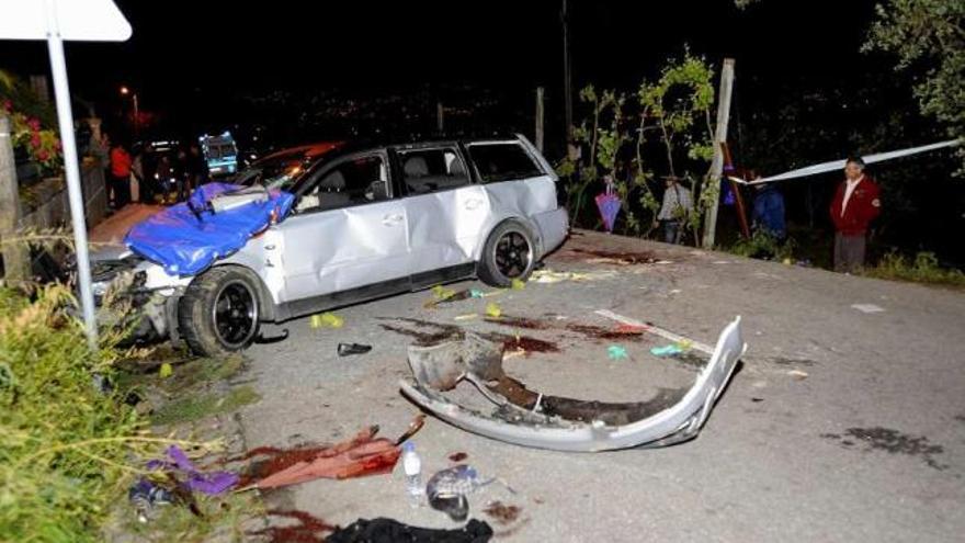 Tres muertos y 12 heridos al irrumpir un coche en una procesión en Portugal