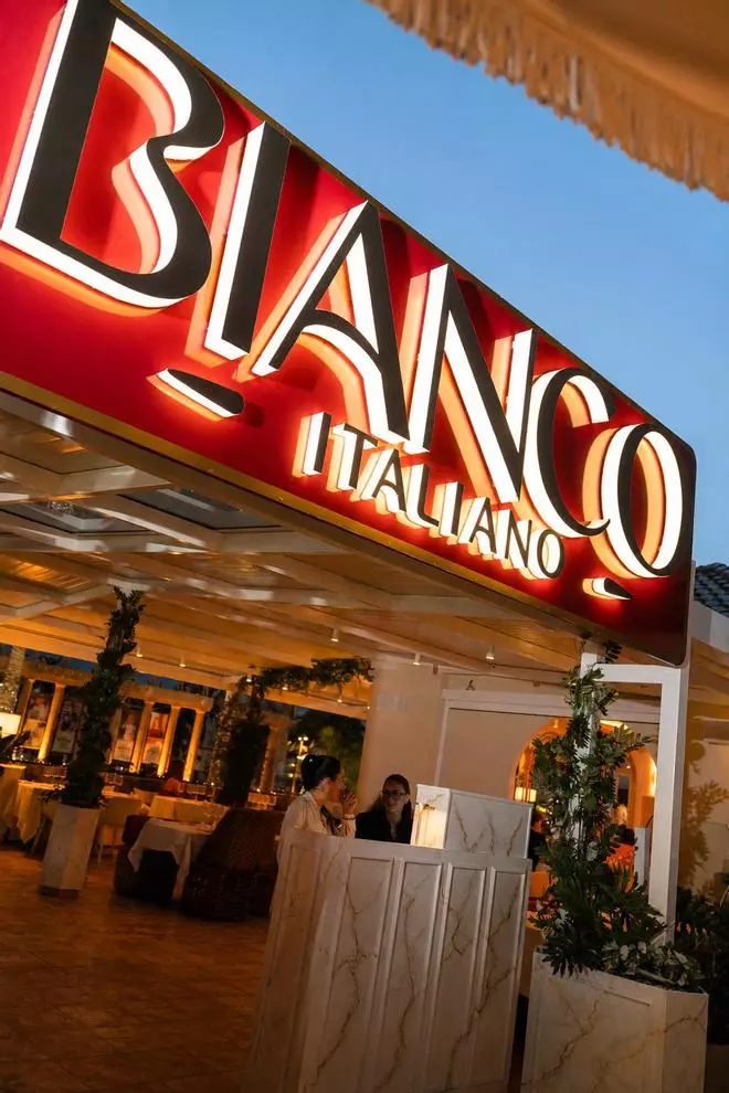 Bianco celebra 20 años en Tenerife y brinda por una nueva Dolce Vita