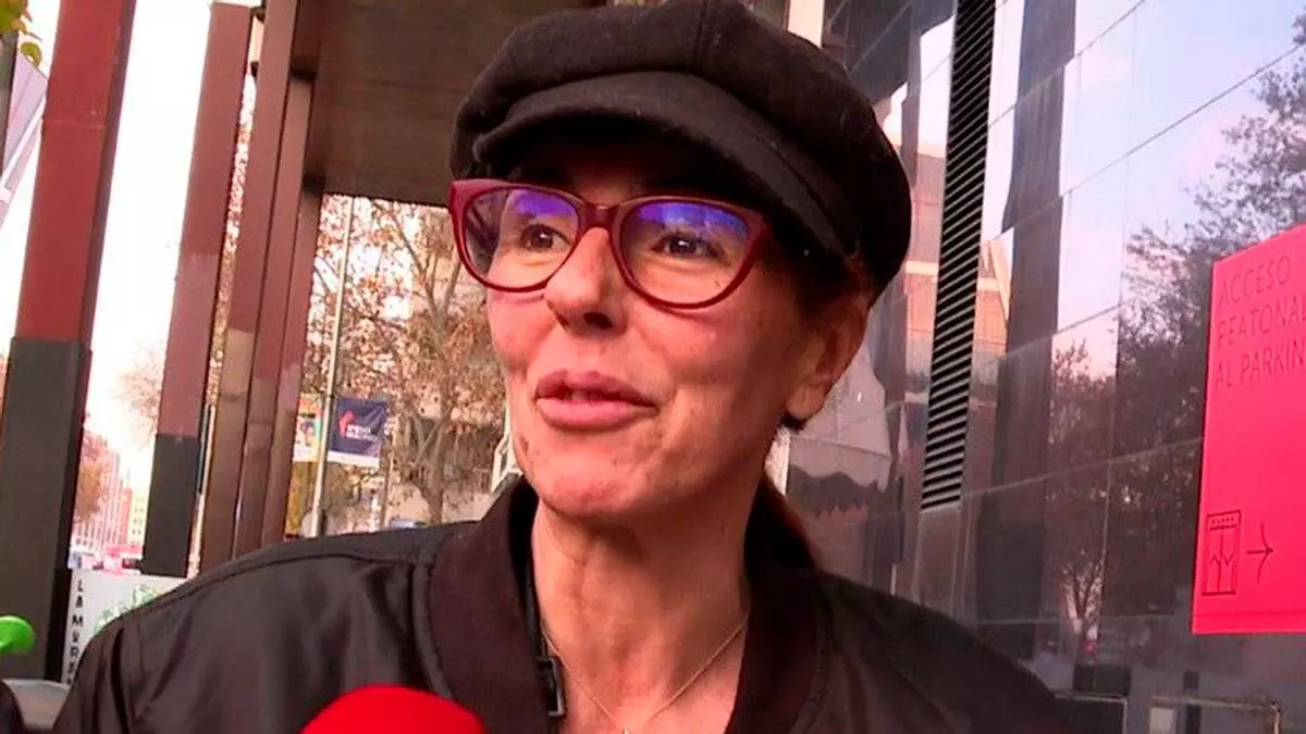Gloria Camila manda un rotundo mensaje a Rocío Carrasco por lo que hizo en la Gala Drag Queen: " Es su hija"