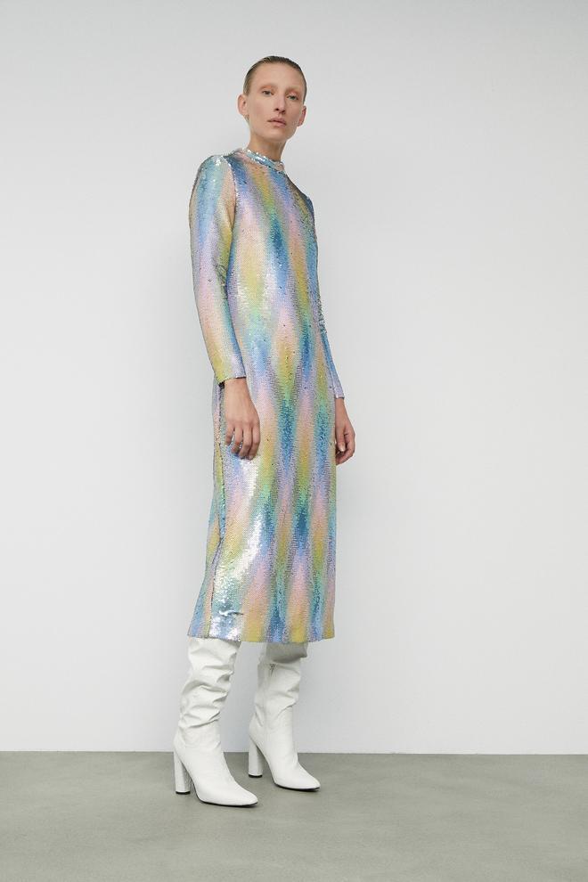 Vestido de lentejuelas en varios colores, de Sfera