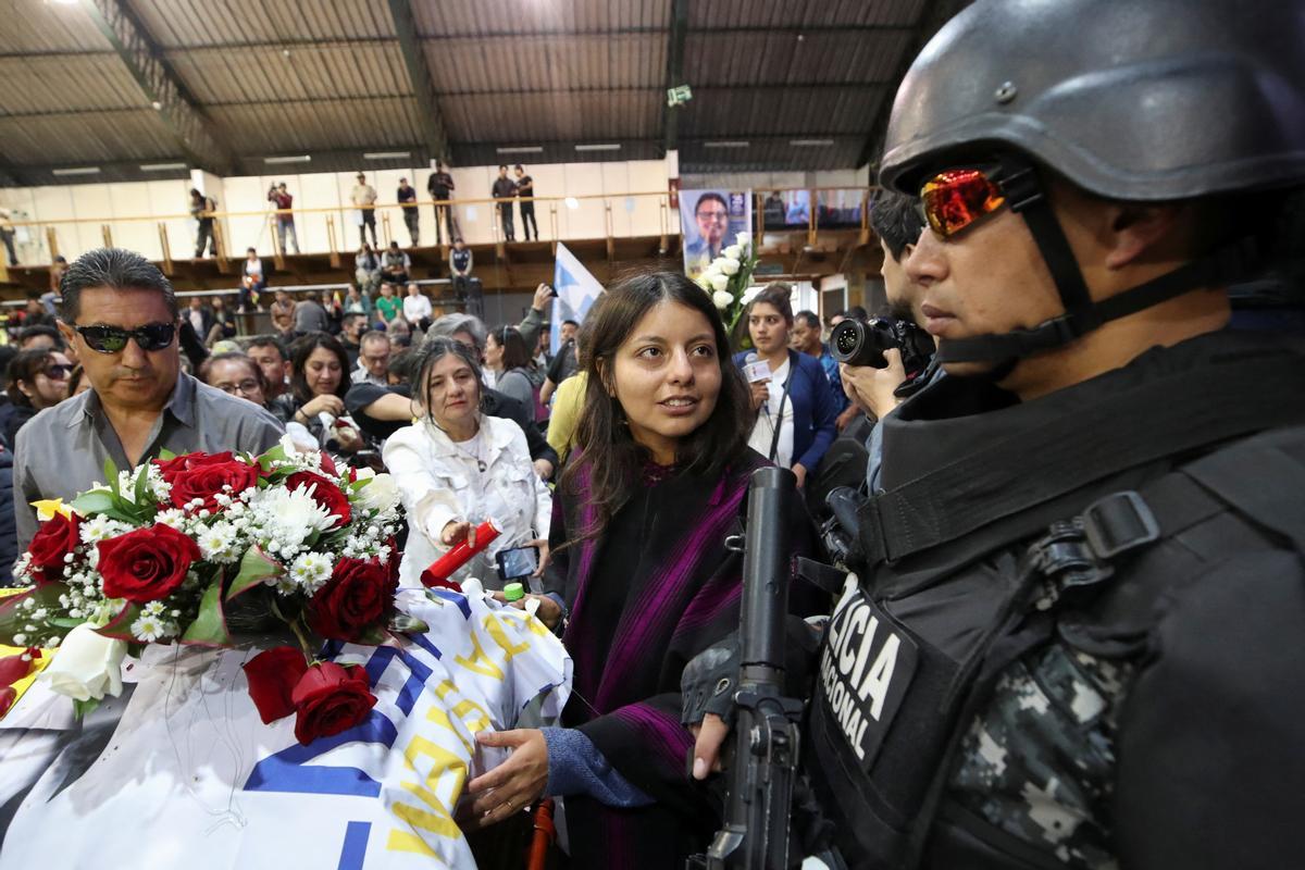 Quito despide al candidato asesinado Fernando Villavicencio