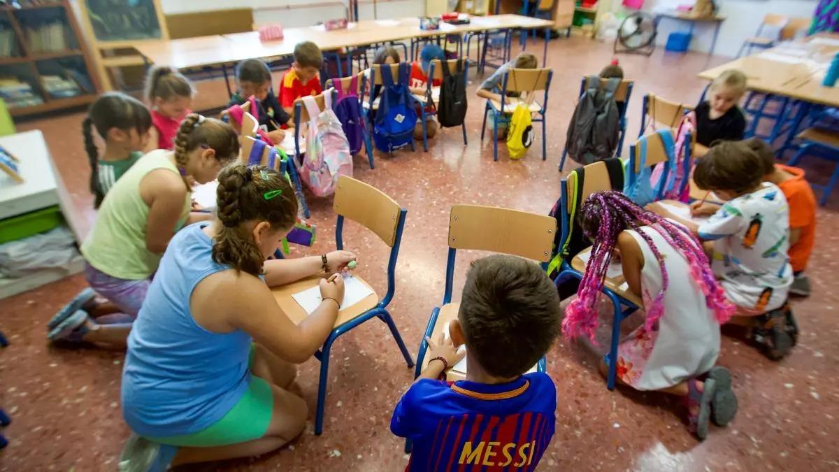 Alumnos de Primaria durante una clase.