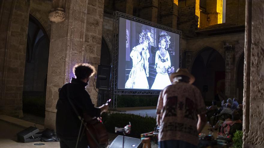 El cine de verano del Centre del Carme en València.