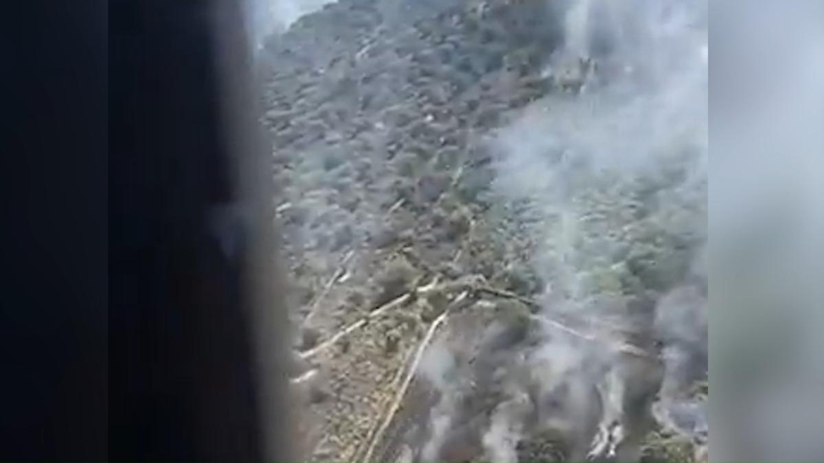 Vídeo | Se declara el nivel 0 en el incendio forestal de Navalvillar de Pela