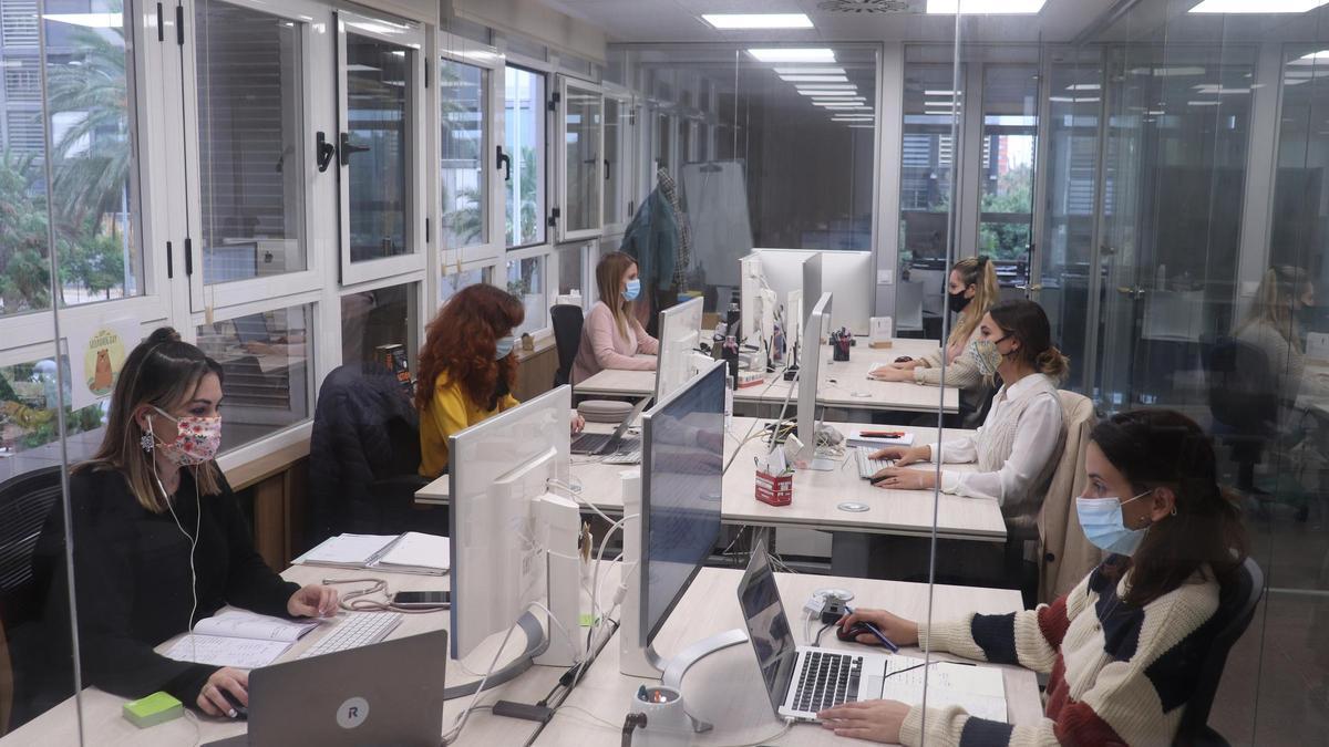 Economía/Laboral.- Las mujeres trabajarán gratis desde hoy hasta terminar 2020 como consecuencia de la brecha salarial