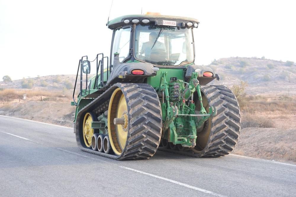 La protesta de agricultores a su paso por el Garru