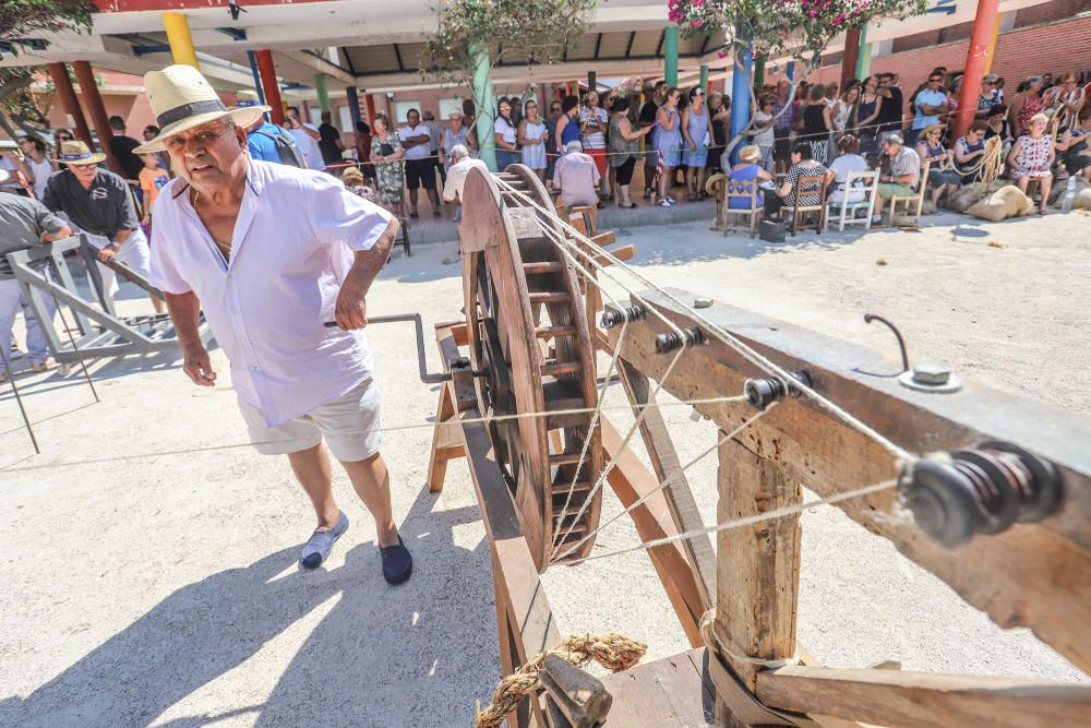 Exhibición de la Grama e Hilado del Cáñamo en Redován