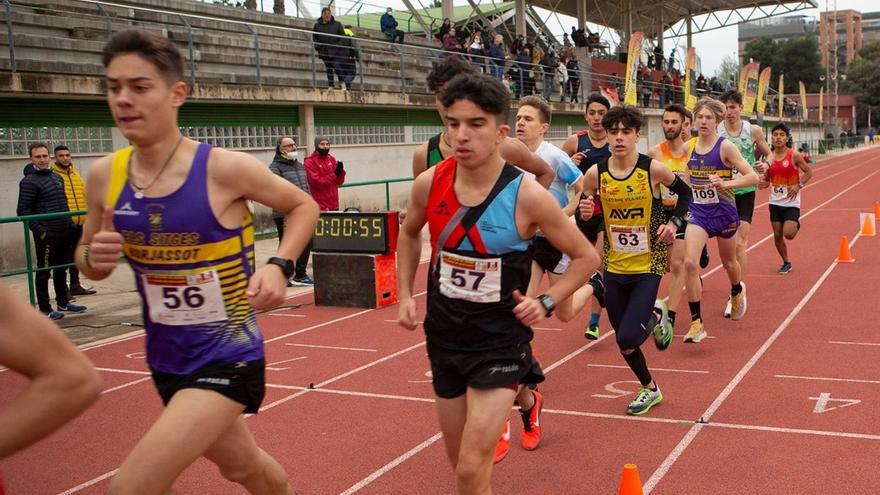 Daniel Planells, Miguel Ángel Martínez, Ana Amaro y Alexa Giménez se imponen en el Fondo Gran Premio Ciudad de Burjassot