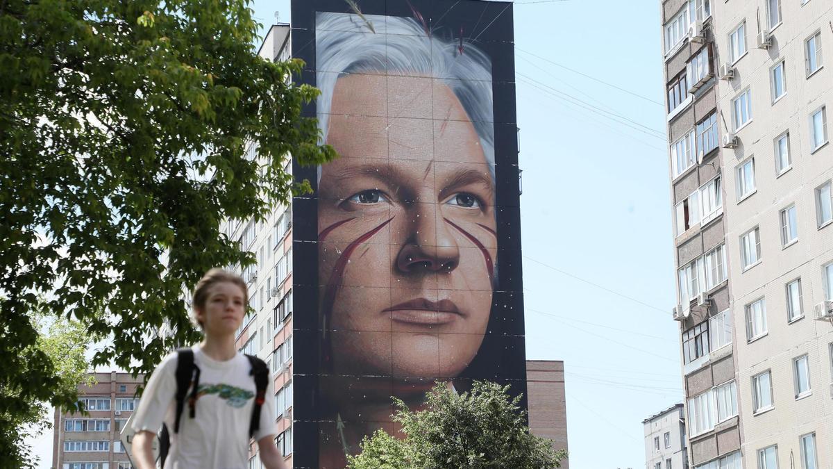 Kutlama, Assange'ın serbest bırakılmasını öngören anlaşmaya yönelik siyasi tepkilerde ön plana çıkıyor