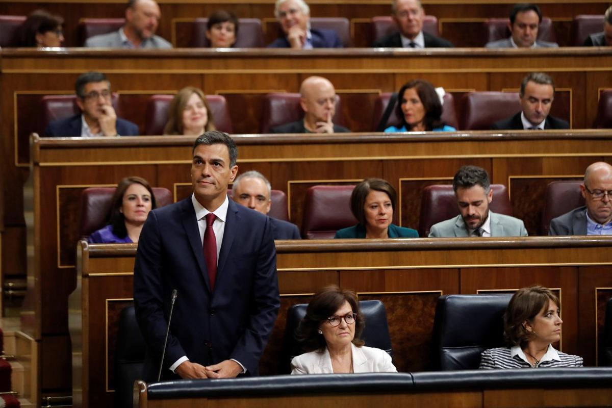 El presidente del Gobierno, Pedro Sánchez, durante su intervención en la sesión de control al Gobierno en el Congreso.