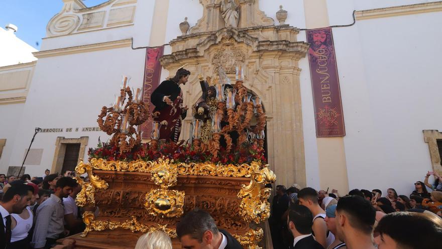 La procesión extraordinaria de la Hermandad del Buen Suceso, en imágenes