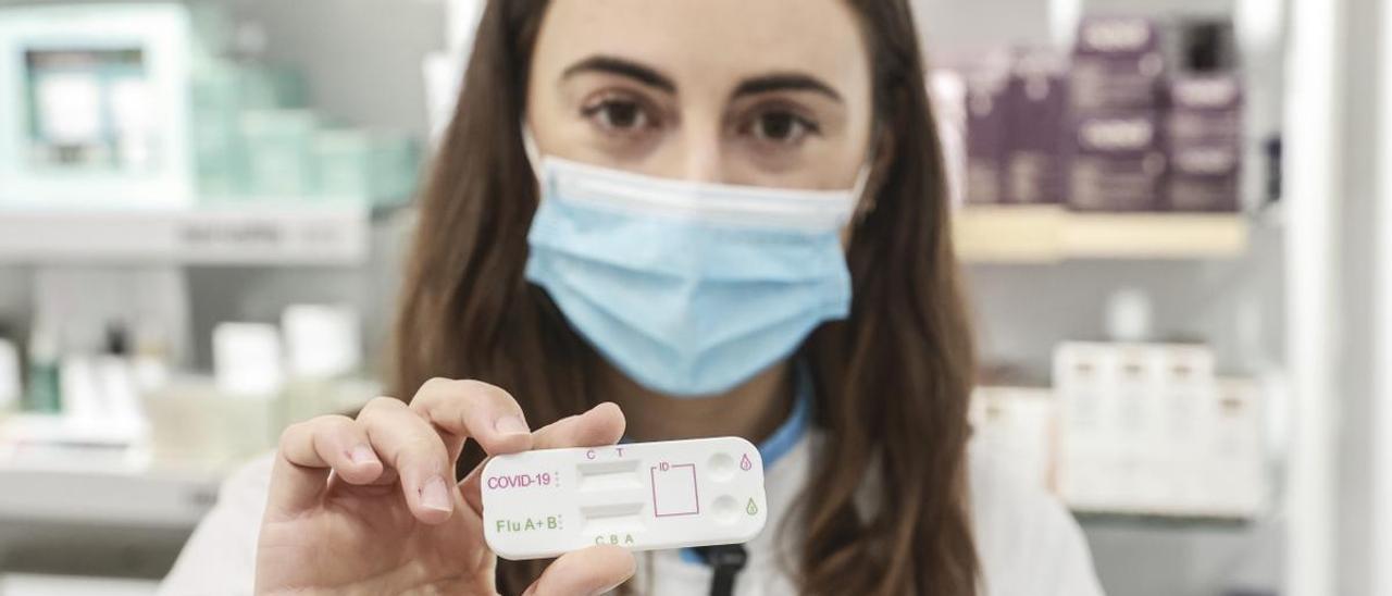 ¿Es covid o gripe?: Así funcionan los nuevos test de antígenos que ya venden las farmacias asturianas