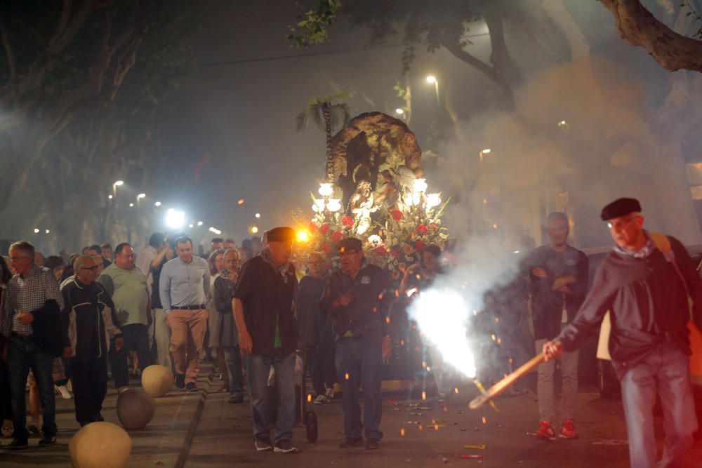 Instante de la Passejà de Sant Onofre celebrada el sábado por la noche en Quart de Poblet.