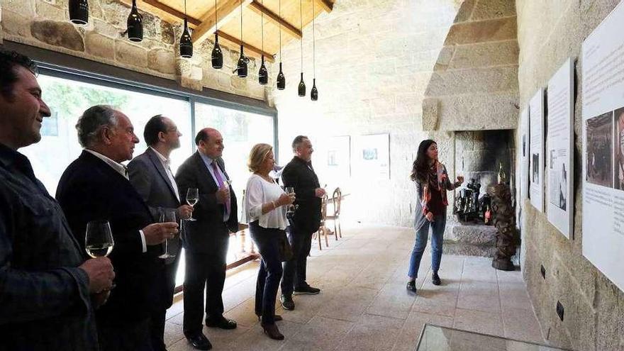 La presentación de la muestra tuvo lugar en la Finca de Moreira de Arbo. // A. Hernández