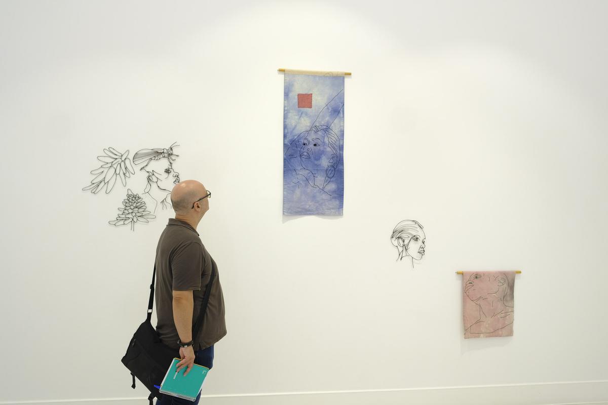 Presentación de la exposición 'Lejos de aquí', del artista caboverdiano Yuran Henrique