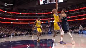 La loca asistencia de Doncic a Exum: imposible que el exazulgrana no aprovechara el caramelo