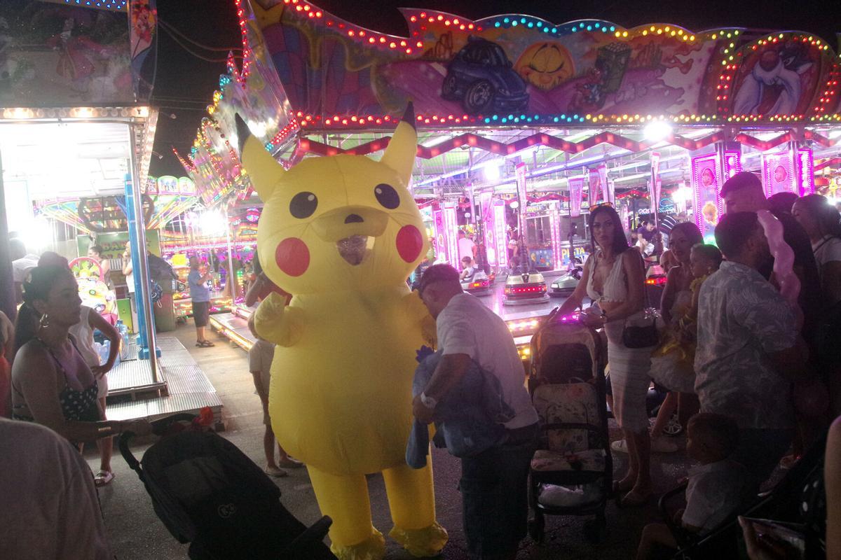 Lleno en el Real la primera noche de la Feria de Málaga 2025