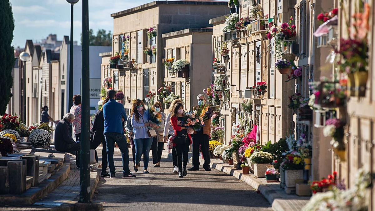 El cementerio de Palma amplía su horario a partir del sábado.