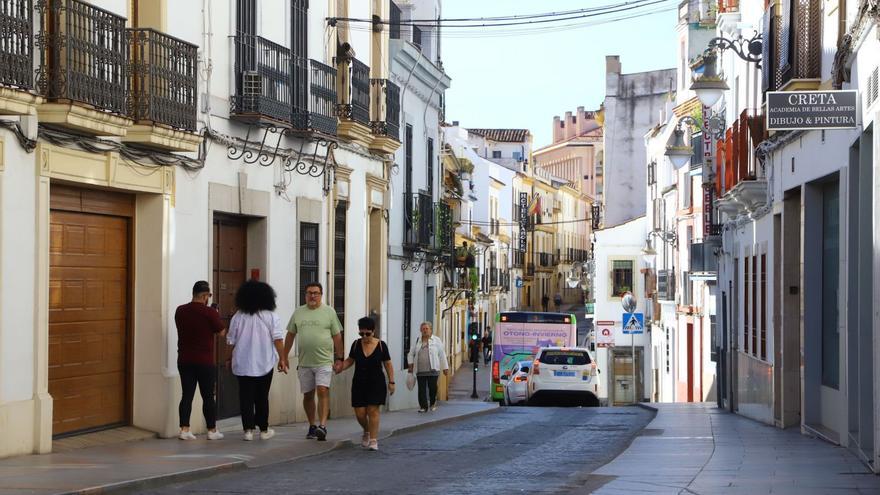 Calle Alfaros, muralla de Roma