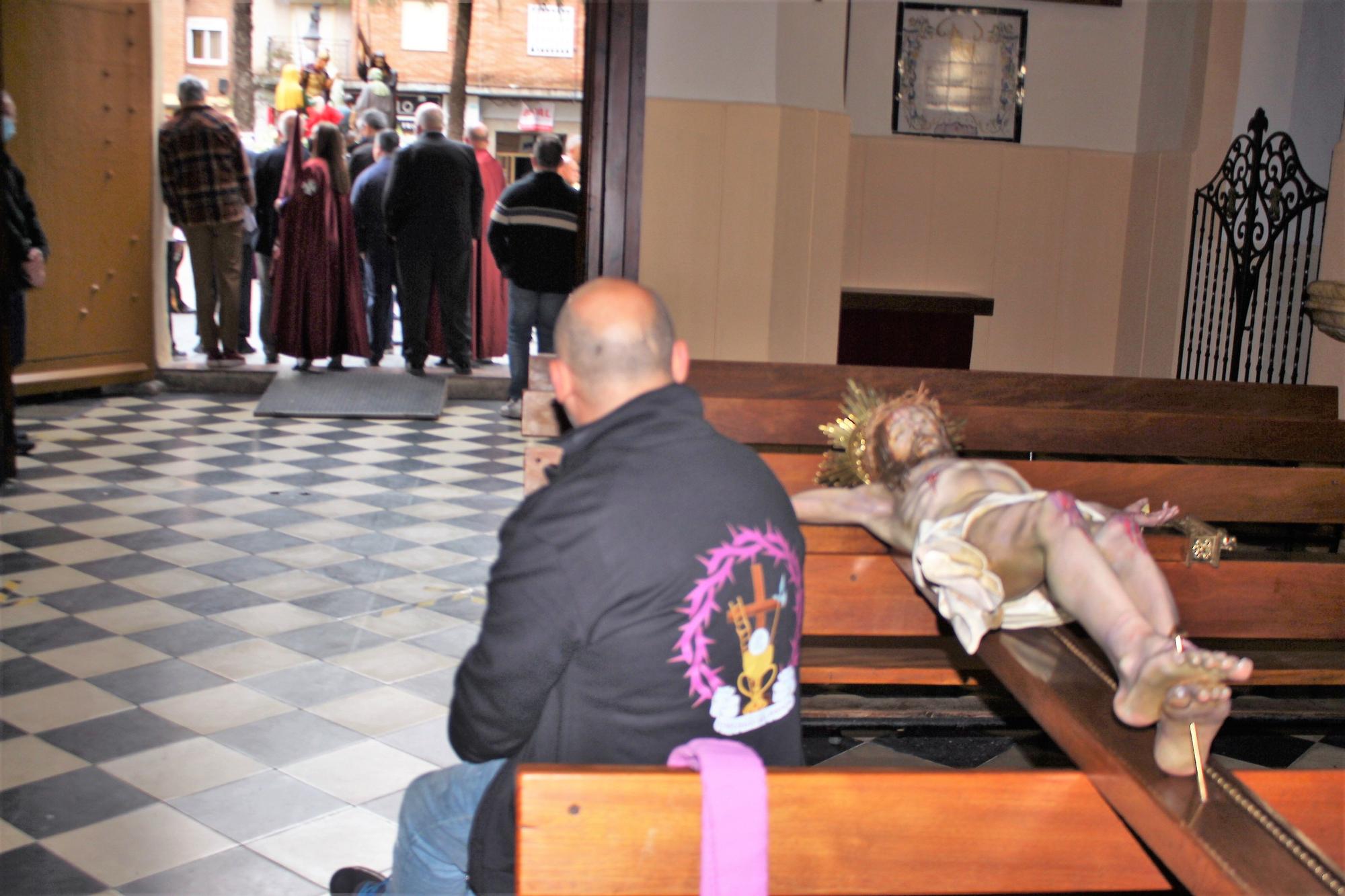 Las imágenes del Viernes Santo en la Semana Santa Marinera