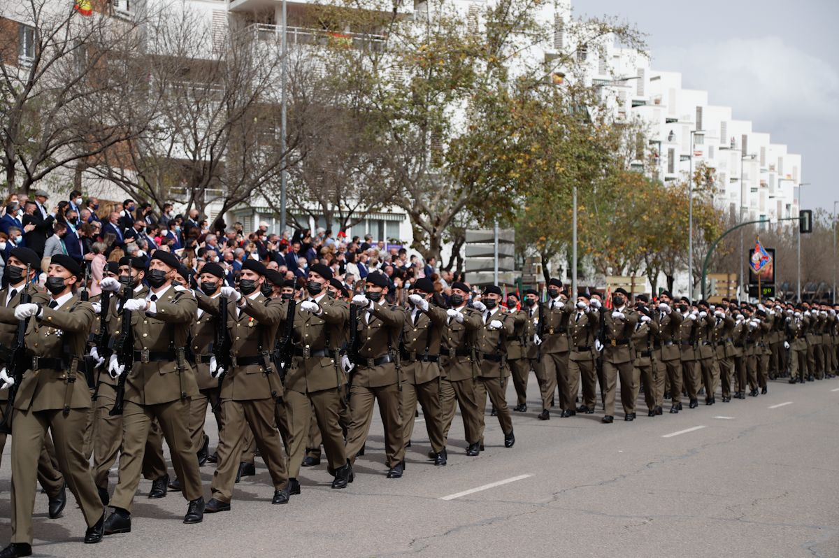 Más de 600 civiles juran bandera en Córdoba