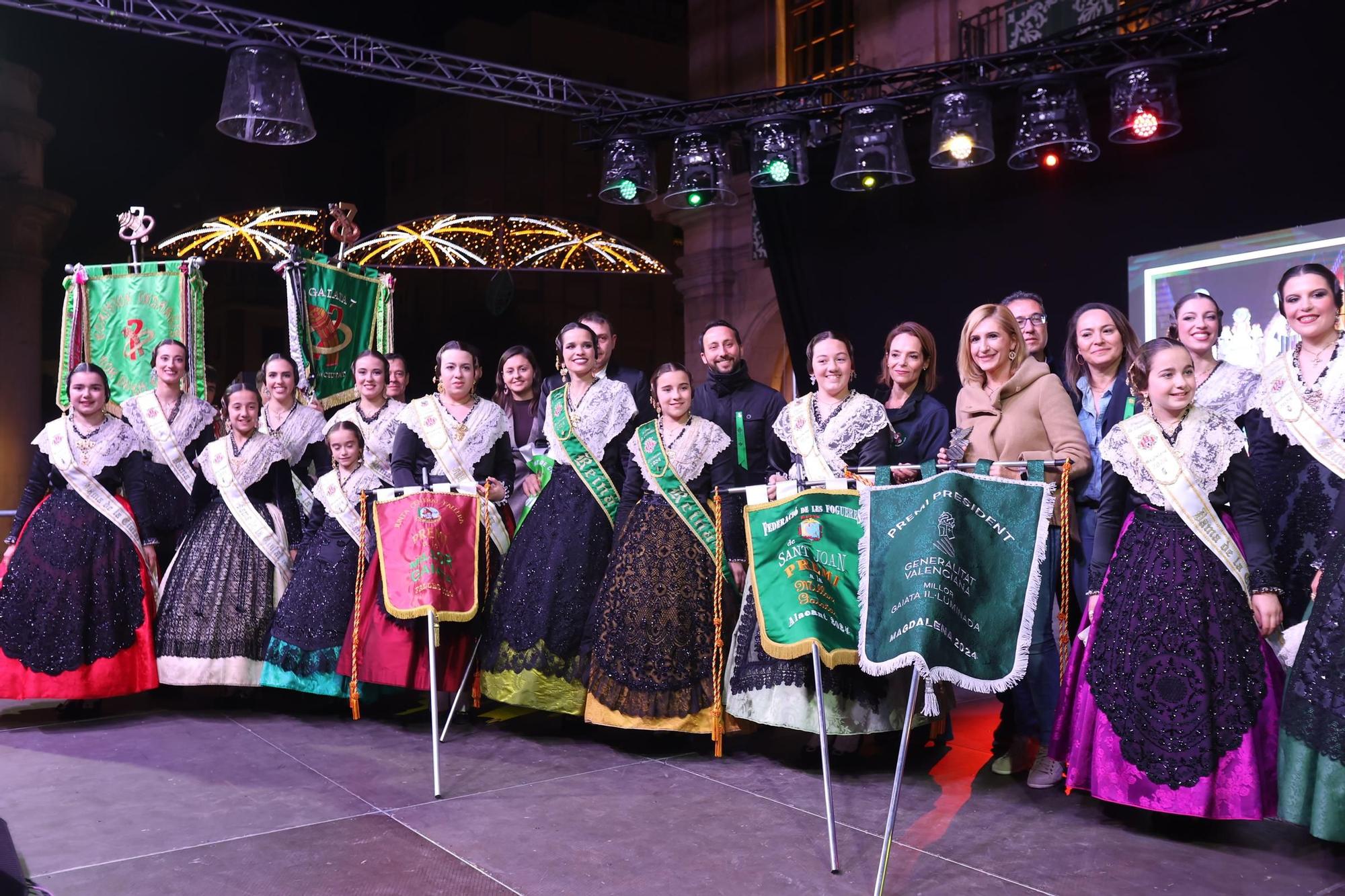 Un momento de la entrega de los premios a la gaiata 7.