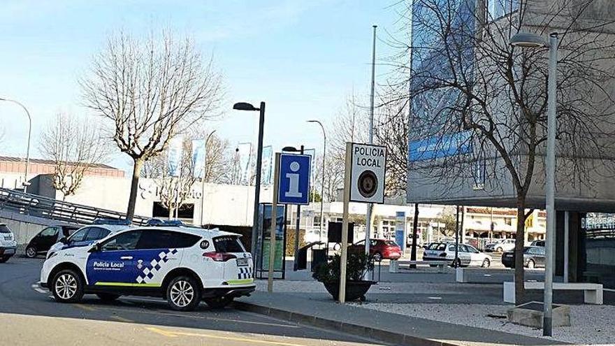 La Junta Electoral ordena retirar l&#039;estelada de la comissaria de Castelló