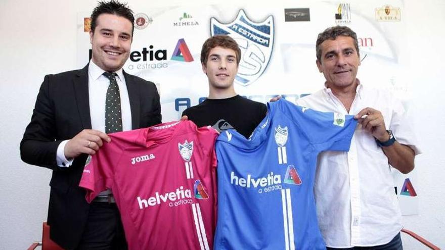 Álex García, Martín Varela y José Manuel Reboredo, ayer, en rueda de prensa.