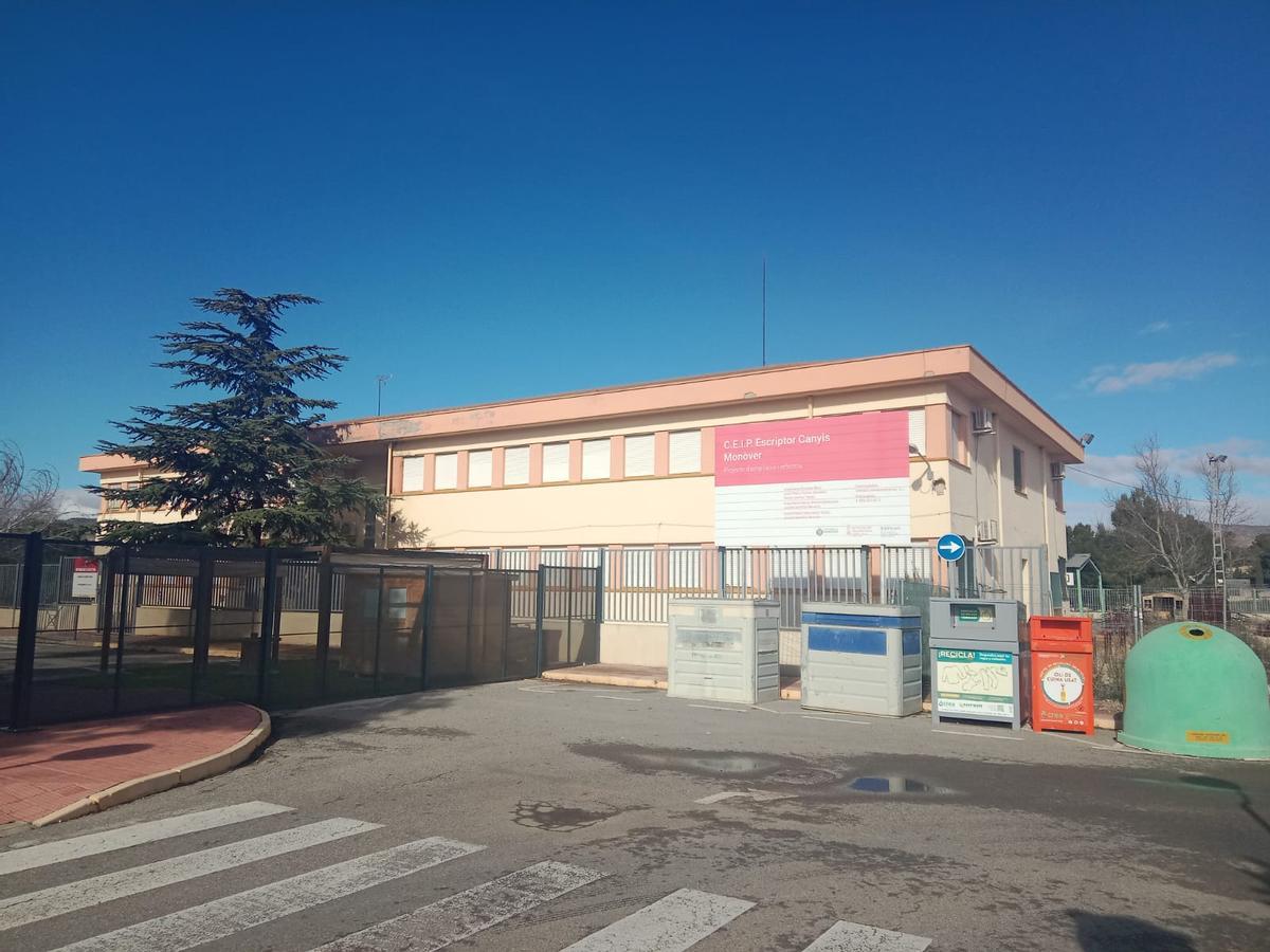 El colegio Escriptor Canyís, en una imagen de este lunes