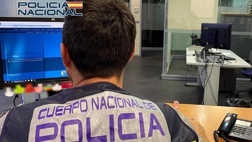 Detienen a los padres de una menor en Alicante por maltratarla para que se casara con un primo