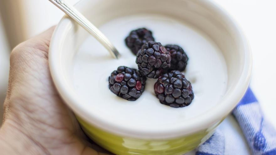 La dieta del yogur, el régimen para adelgazar rápidamente y fortalecer tus huesos