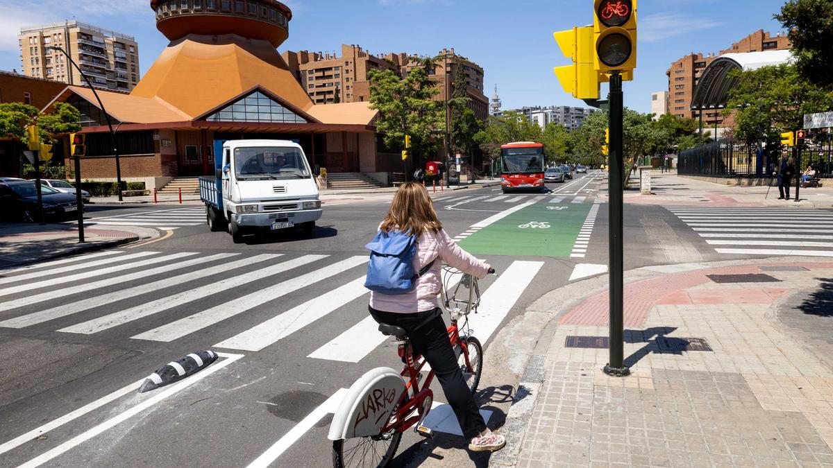 Zaragoza ha estrenado el nuevo carril bici de la calle Pedro III el Grande.