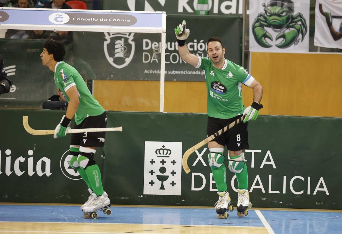 Dava Torres celebra su primer tanto