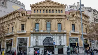 Barcelona da luz verde a la gran ampliación del Comèdia para que aloje el museo Carmen Thyssen