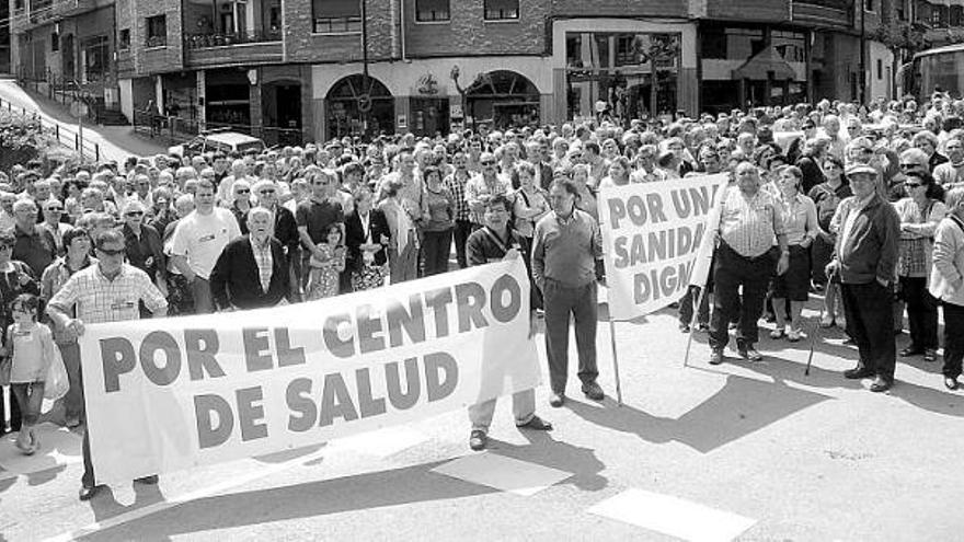 Los concentrados, a su llegada a La Cortina.