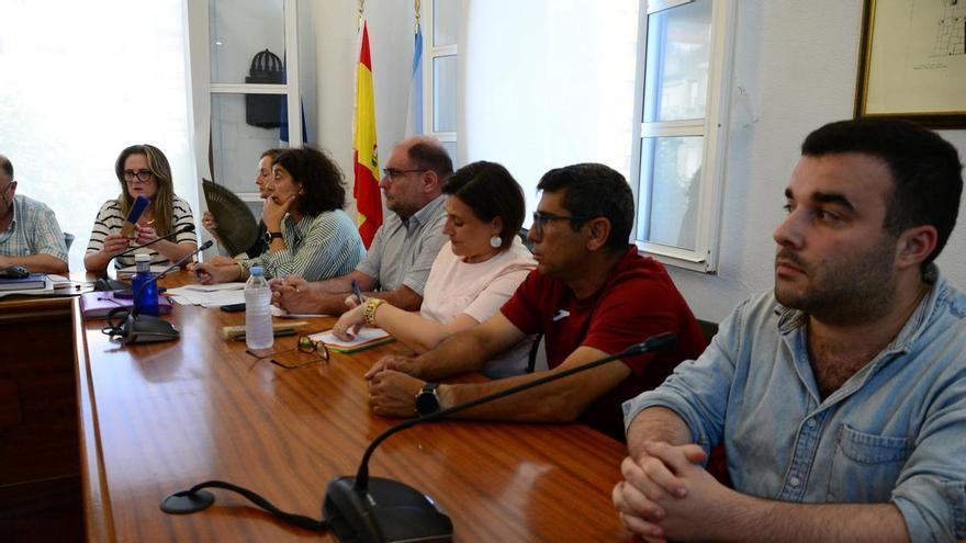 Condenan al Concello de Bueu a pagar 5.000 euros en atrasos a una trabajadora