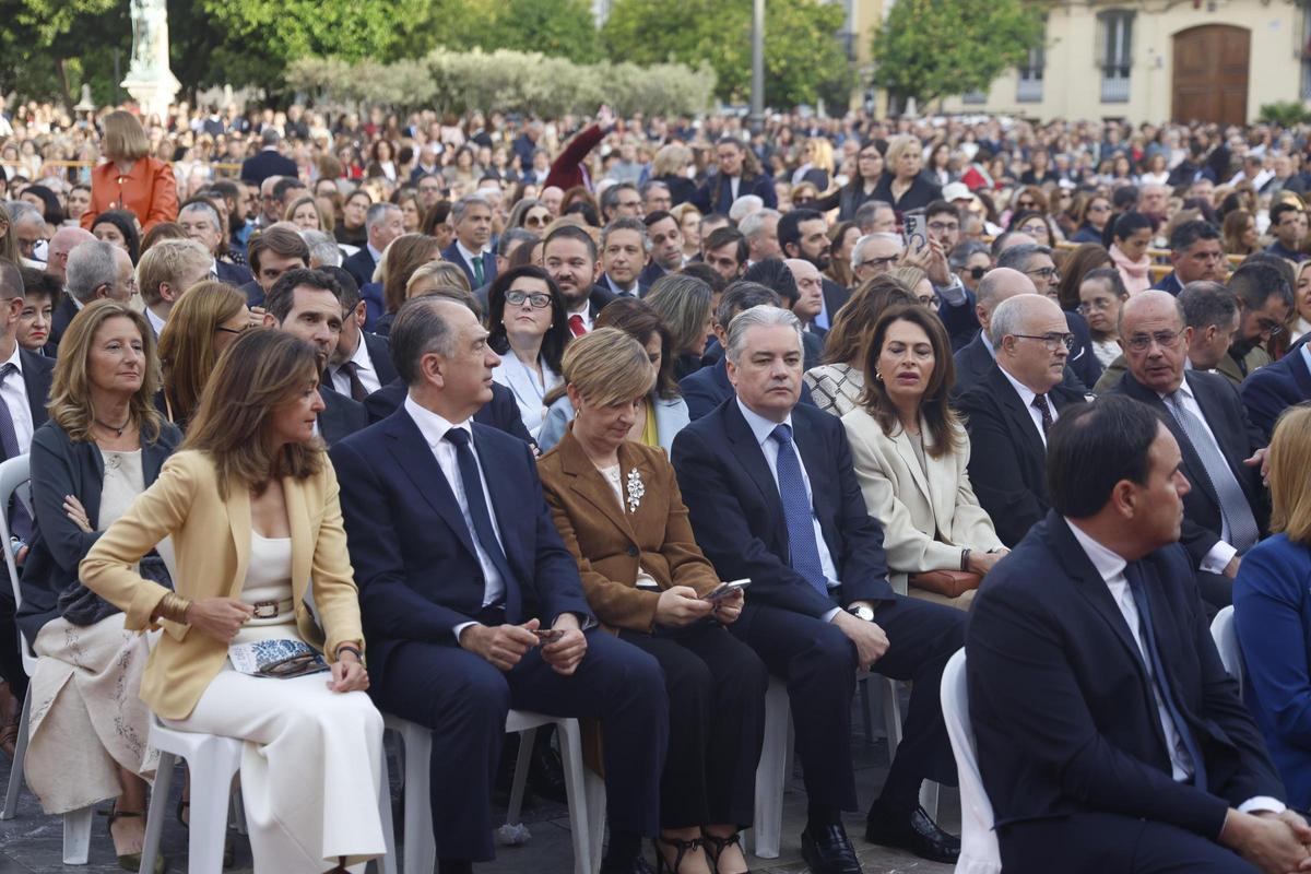 Todas las fotos de la La Missa d'Infants en la plaza de la Virgen Todas las fotos de la La Missa d'Infants en la plaza de la Virgen