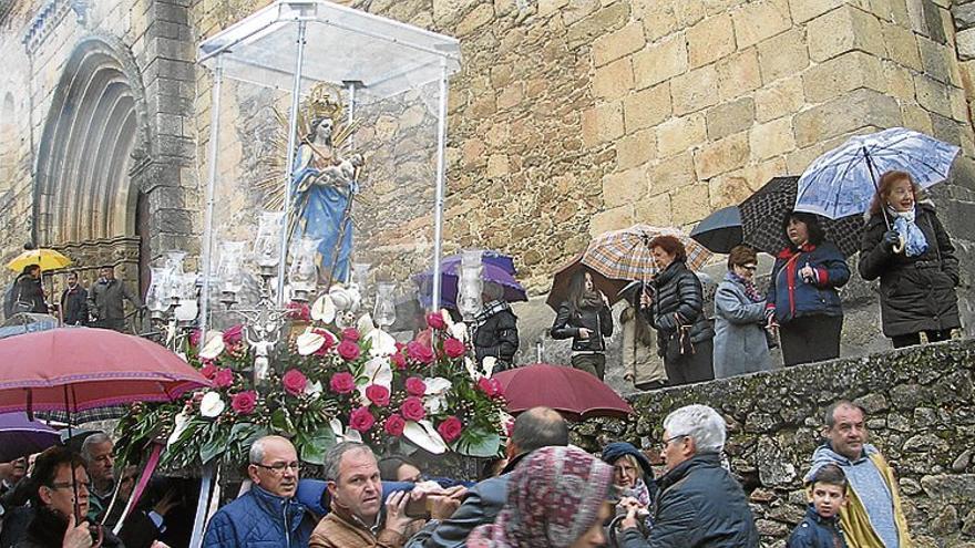 La Virgen del Salobrar visita la Residencia