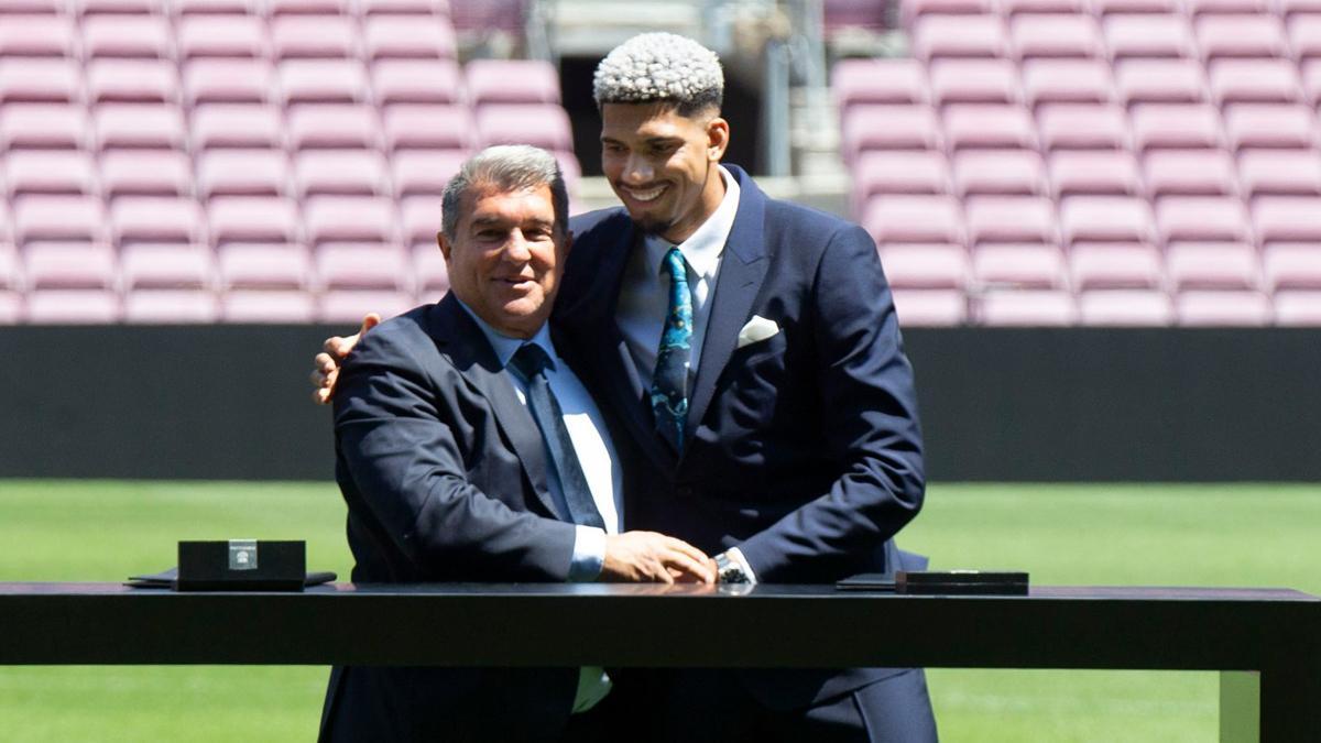 Laporta y Araujo, en la presentación