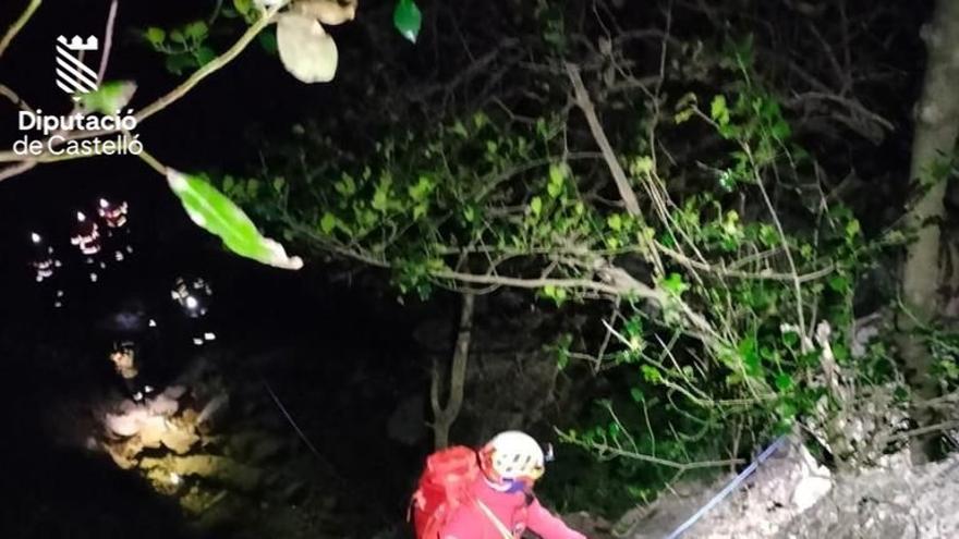 Rescatan a siete barranquistas que quedaron aislados en el barranco del Perseguer