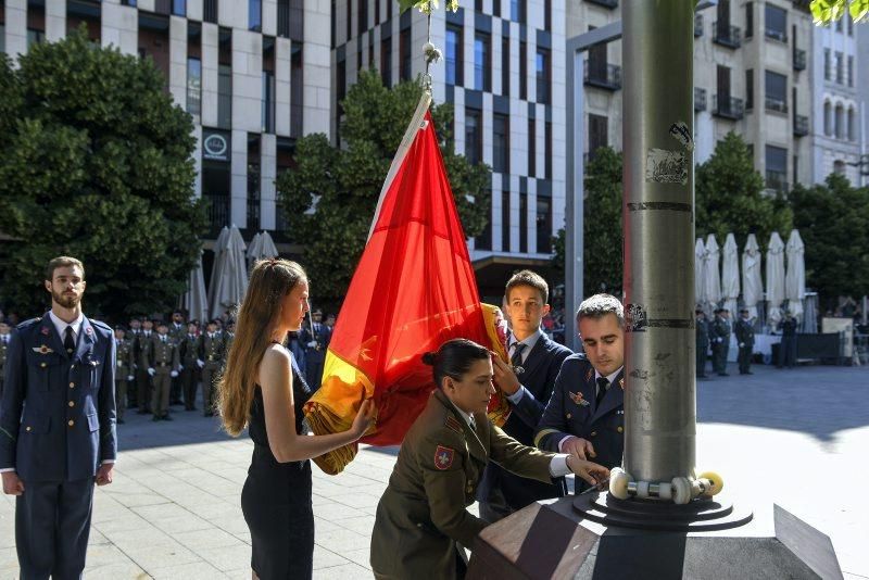 Izado de bandera por el Día de las Fuerzas Armadas