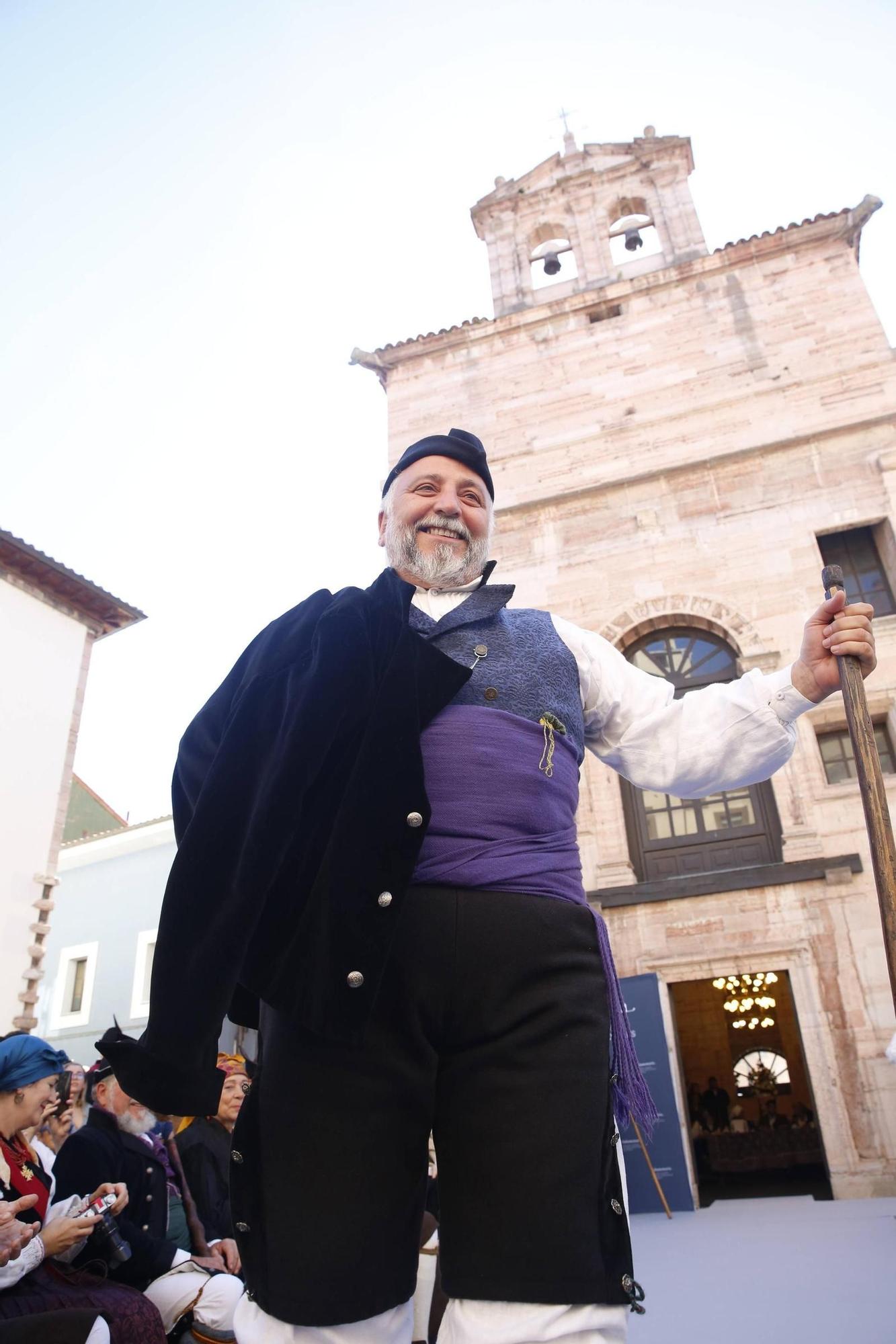 En imágenes: así ha sido el Día'l Traxe'l País en Grado