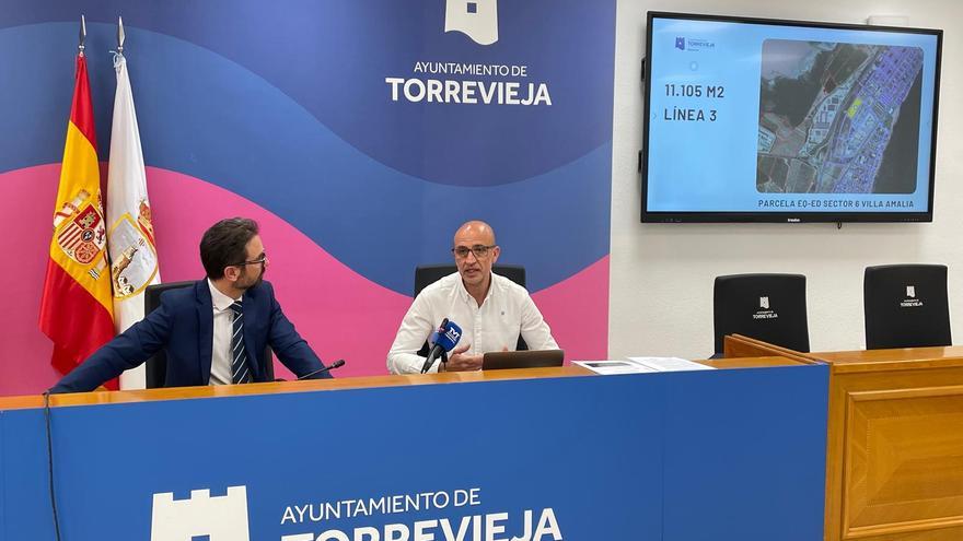 Torrevieja asume un aumento del 50 % de la población escolar en cinco años: de 10.000 a 17.300 alumnos