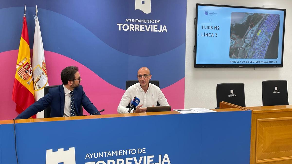 Rueda de prensa sobre la aprobación de cesión de suelos