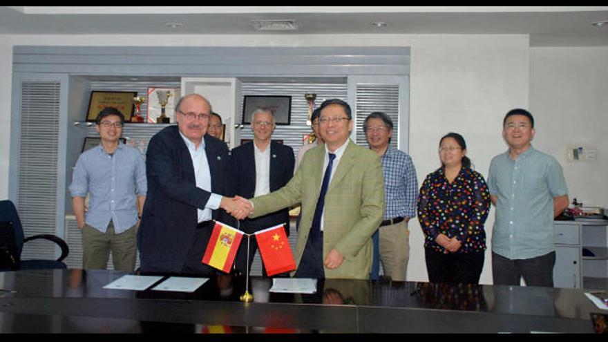 Rafael Rebolo en el NAOC (National Astronomical Observatories de la Chinese Academy Science), en Pekín.