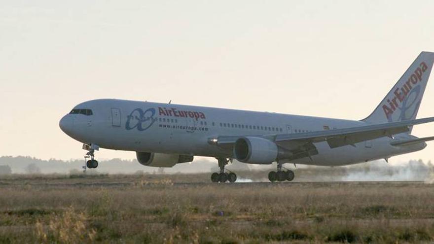 Los empresarios turísticos piden prorrogar los vuelos de Air Europa desde Badajoz