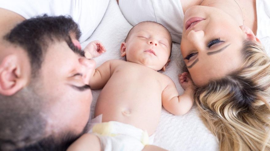Este municipio de Canarias impulsa la natalidad con ayudas de hasta 1.800 euros por hijo