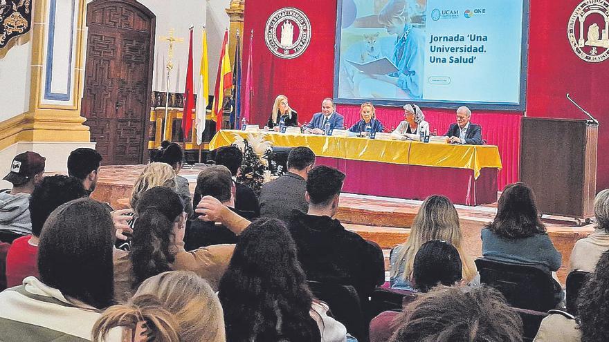 Veterinaria de la UCAM se suma a ‘One Health’, por la salud global