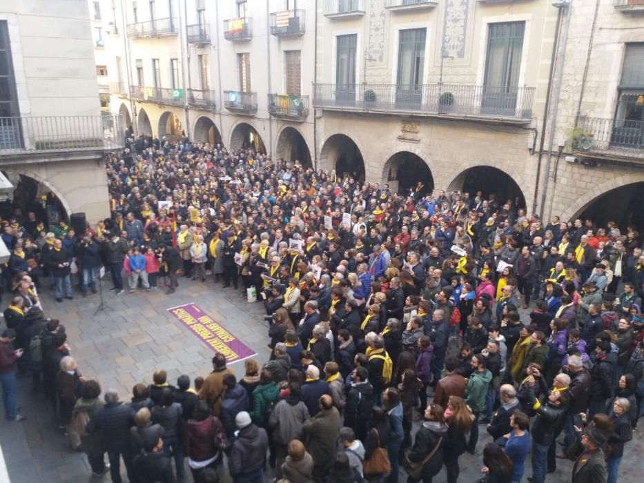 Concentració a la Plaça del Vi